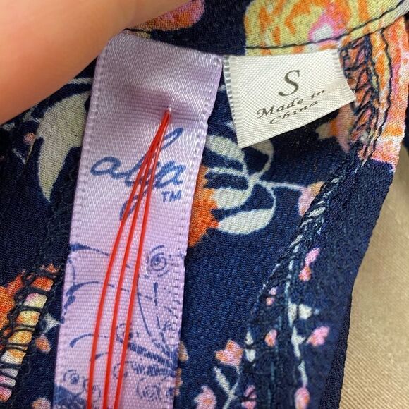 Alta blue floral high halter neck sleeveless flowy tunic top - Picture 4 of 8